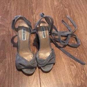 Steve Madden tie up sandals